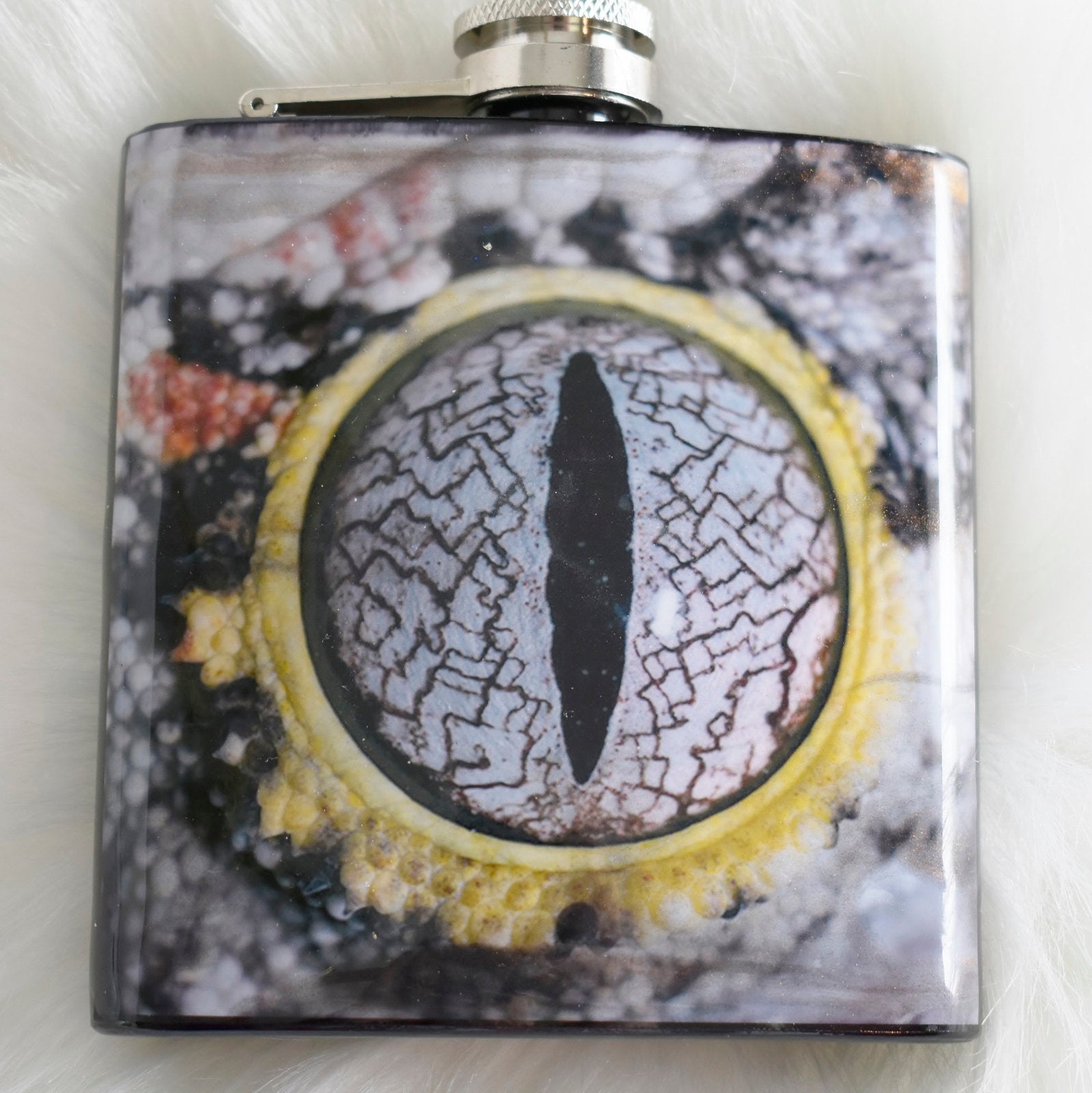 Gecko Eye Design RTS 6 oz Flask Unique Flask Gift for Him Hip Flask Camping Gift Reptile Lover